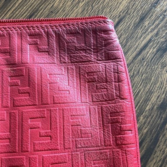 Vintage Fendi Clutch - Picture 5 of 12